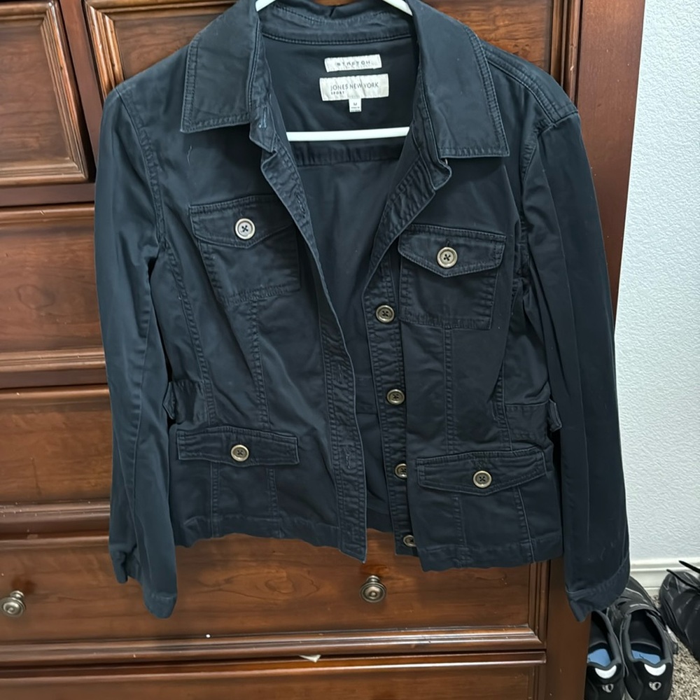 Jones New York black light weight jacket